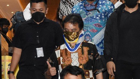 BREAKINGNEWS..! Roy Suryo Ditahan Polda Metro Jaya, Akhir Kebuntuan Kasus Ijazah Jokowi