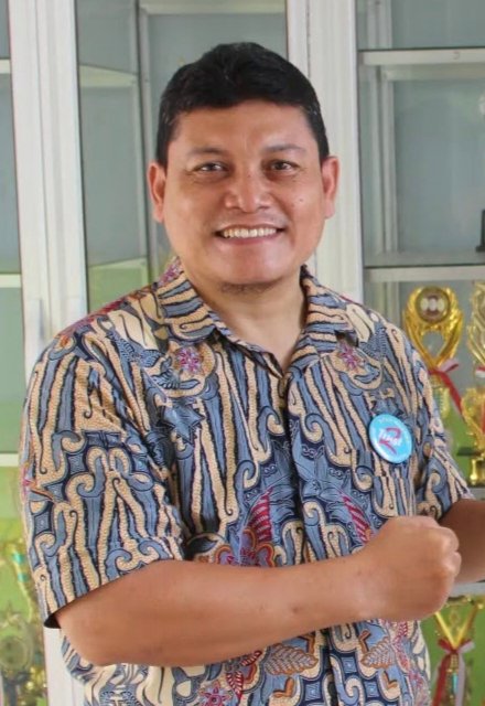 Dugaan Pungli Berkedok Seragam Sekolah di SMPN 1 Cisauk dan SMPN 2 Pagedangan Jadi Sorotan Publik, Jabat: Akan Dilaporkan ke Tipikor Polda Banten