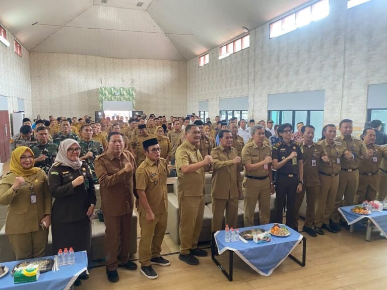 Kejari bersama DPC APDESI Kabupaten Tangerang Gelar Kadarhum di GSG Kecamatan Kemiri